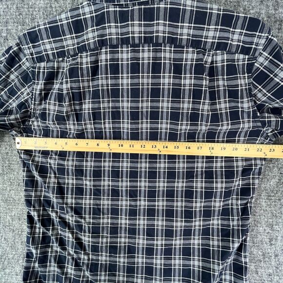 Eddie Bauer Shirt Mens Medium Plaid Relaxed Fit Career Everyday Button-Down Top - Picture 9 of 12